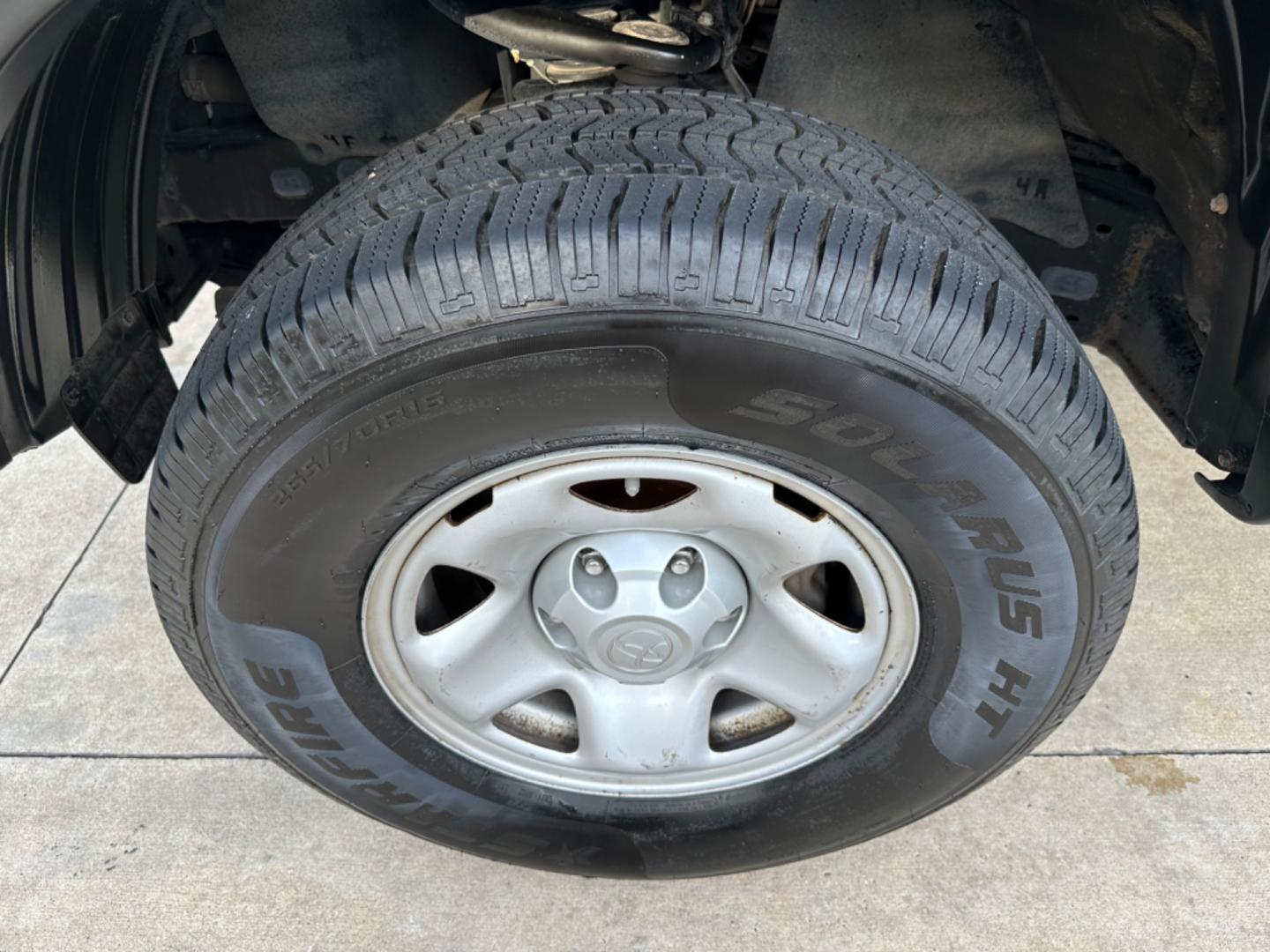 2012 Brown /Silver Toyota Tacoma SR5 (5TFJU4GN5CX) with an 4.0L engine, Automatic transmission, located at 1501 West 15th St., Houston, 77008, (713) 869-2925, 29.797941, -95.411789 - Photo#10